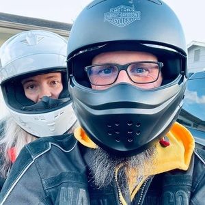 Meet your Posher, Scott